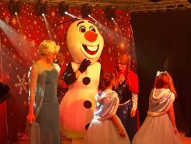 Spectacle de noël par Les Colombes de Vervins